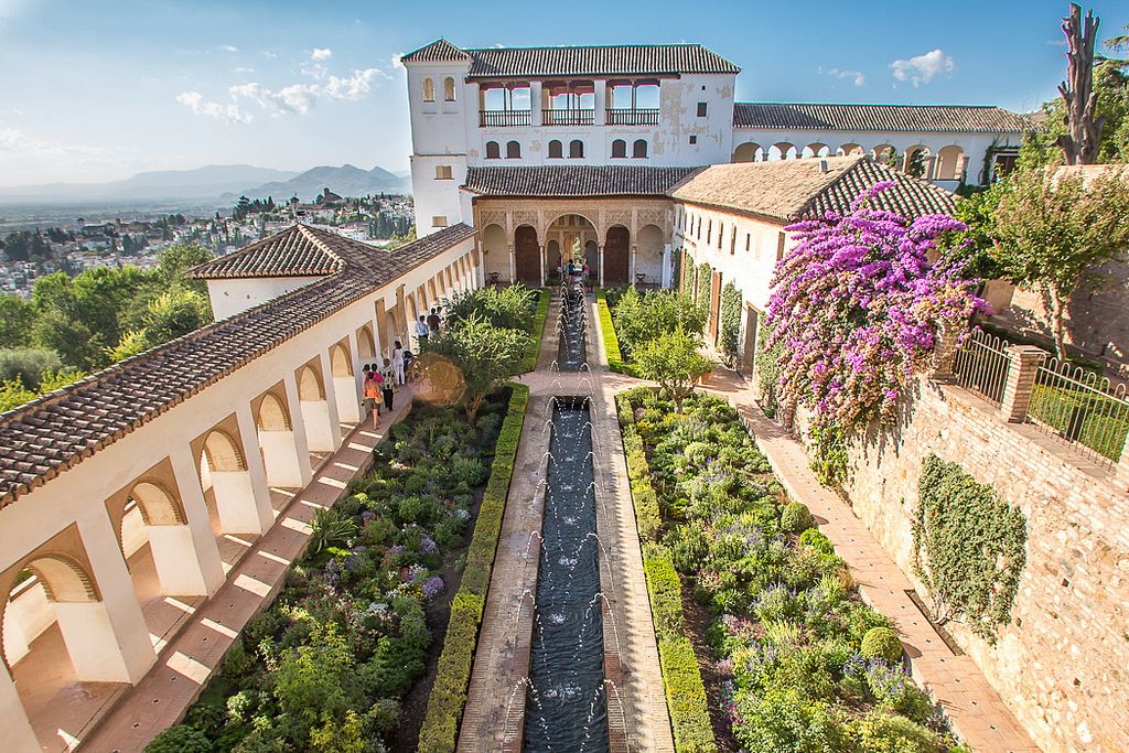 Skip the Line: Alhambra & Generalife Guided Tour