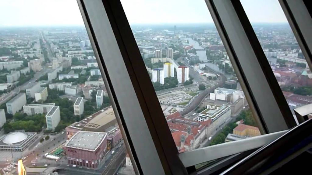TV Tower Berlin: Fast Track Ticket