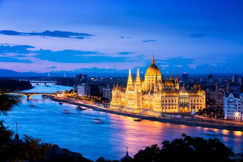 25 Iconic European Cities To Explore