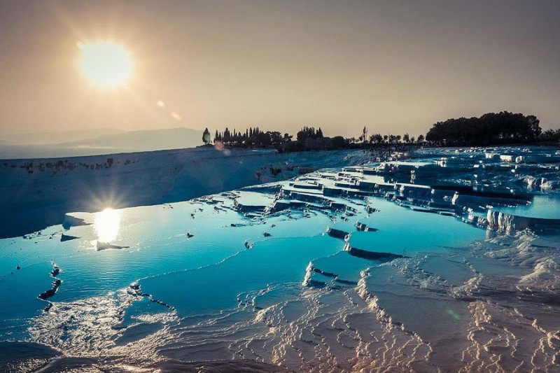 17 Of The Most Unbelievable Places You’ll Find On Earth