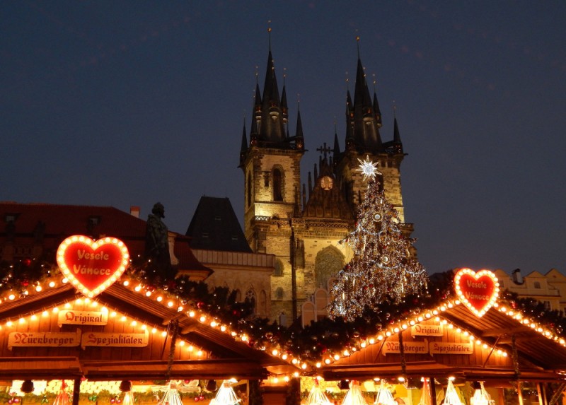 The Best Places To Travel For Christmas