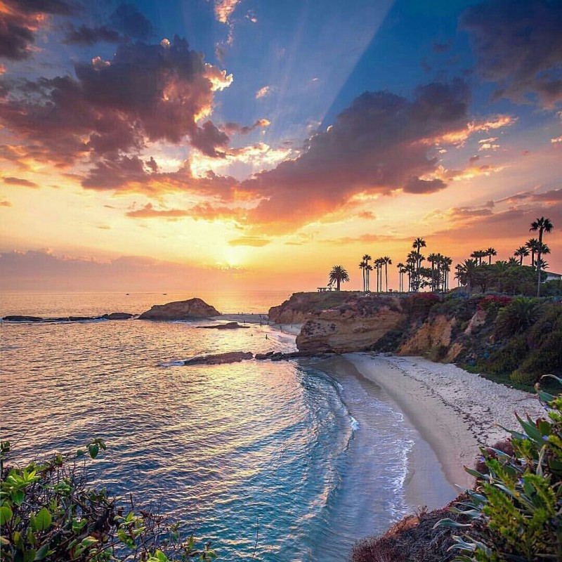Treasure Island Laguna Beach, California