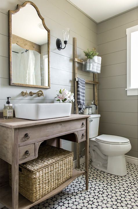 10 Decor Ideas That Make Small Bathrooms Feel Bigger