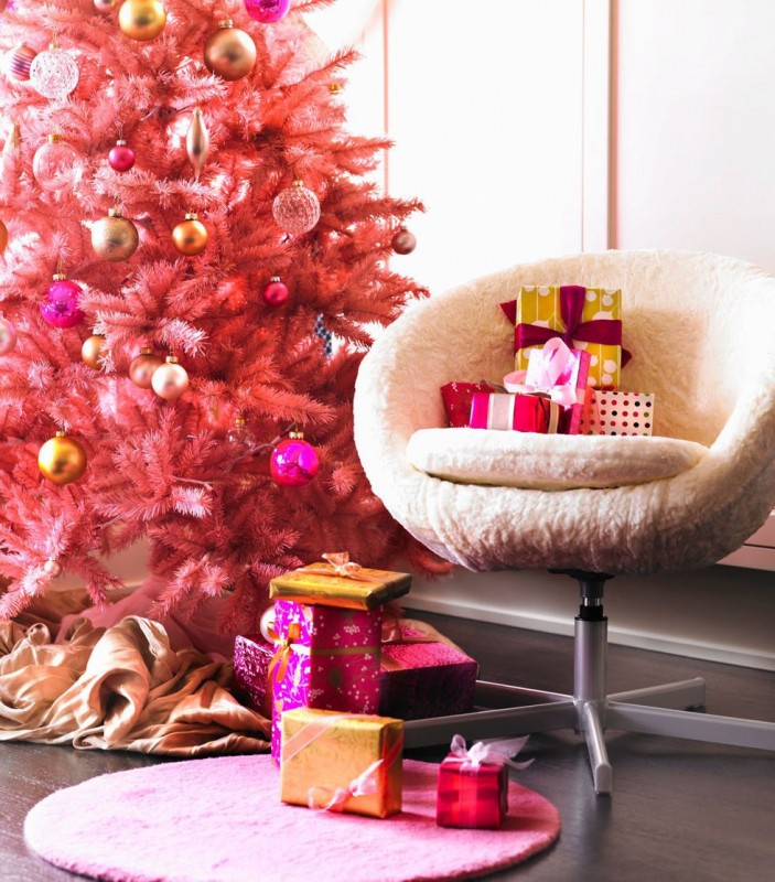 10 Ideas To Pull Off A Gorgeous Themed Christmas Tree