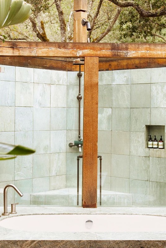 11 Outdoor Showers You Could Recreate In Your Backyard