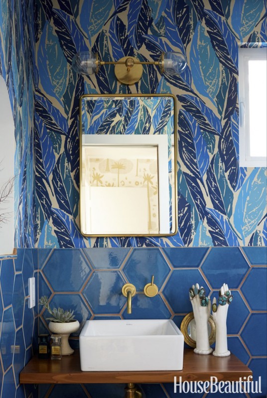 12 Beautiful Blue Bathrooms That Feel Refreshing And Serene