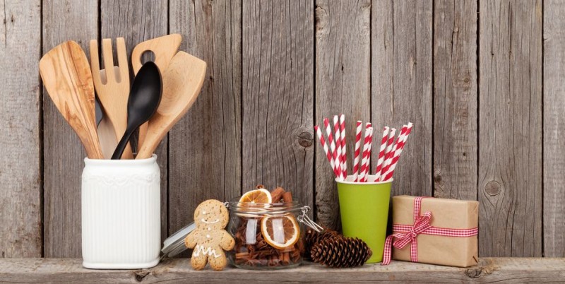 15 Decor Tips To Make Your Kitchen A Christmas Dream