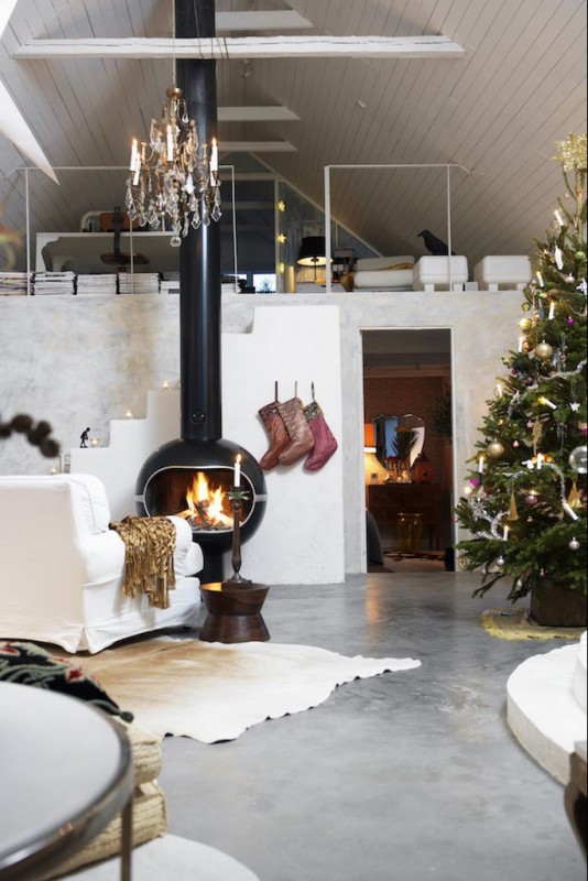 15 Ways to Make Your Living Room Chic For Christmas