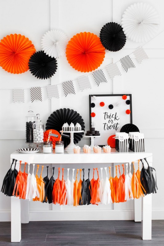 20 Ideas For Halloween Table Decorations That Are Stylish And Spooky