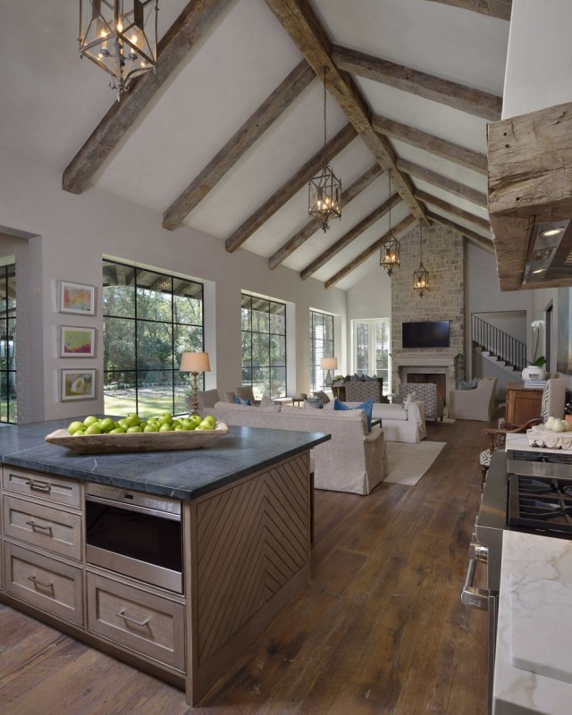 25 Breathtaking Vaulted Ceiling Kitchens