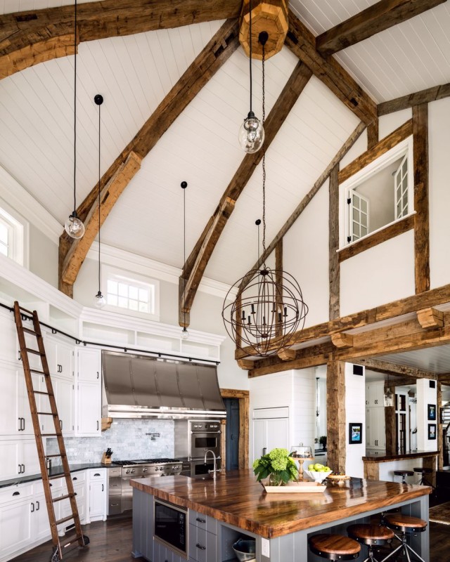 25 Breathtaking Vaulted Ceiling Kitchens