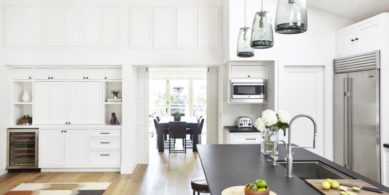 25 Breathtaking Vaulted Ceiling Kitchens