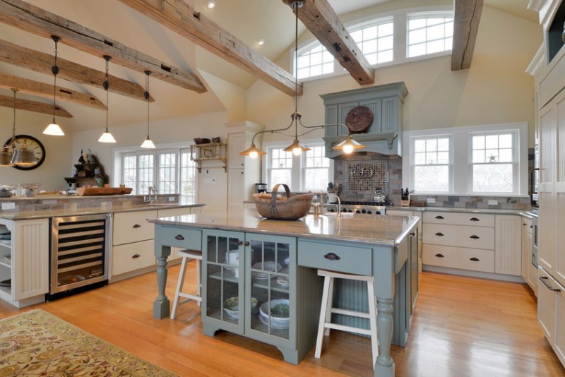 25 Breathtaking Vaulted Ceiling Kitchens