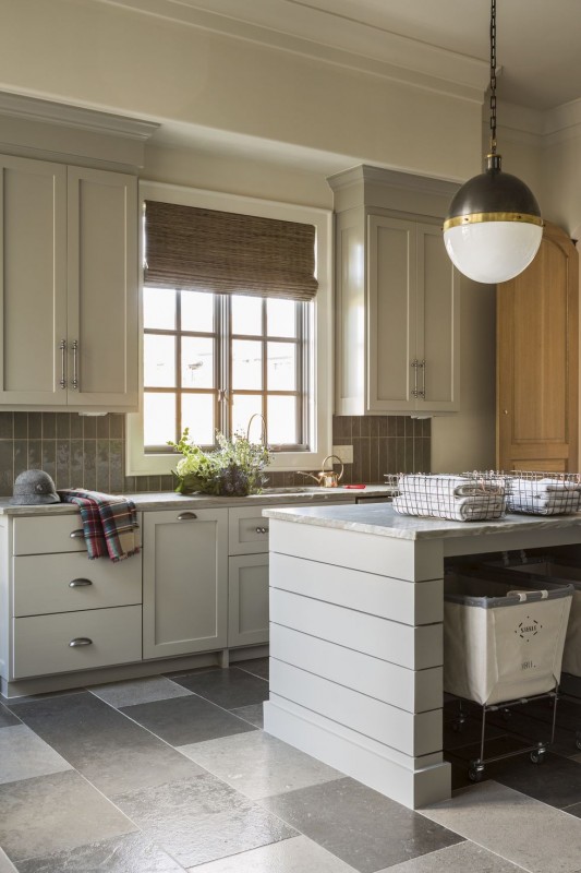 25 Gorgeous and Functional Laundry Rooms