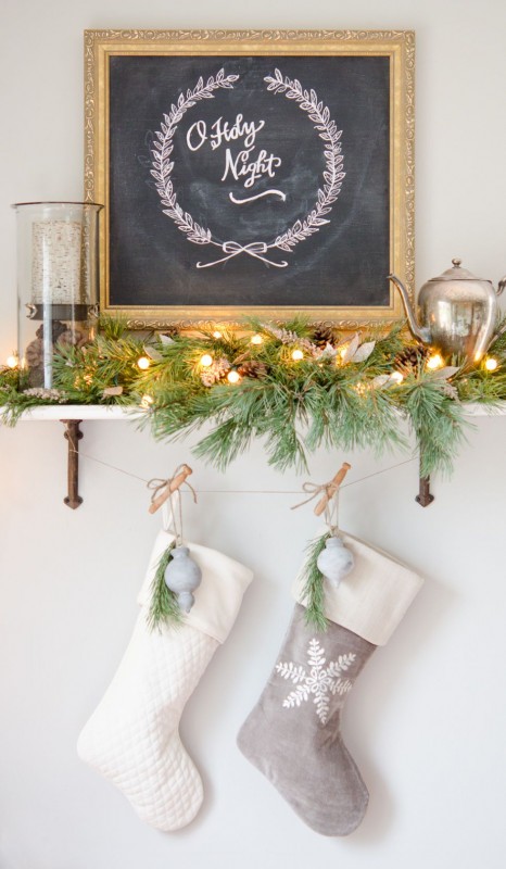 27 Best Holiday Decorating Ideas For Small Spaces