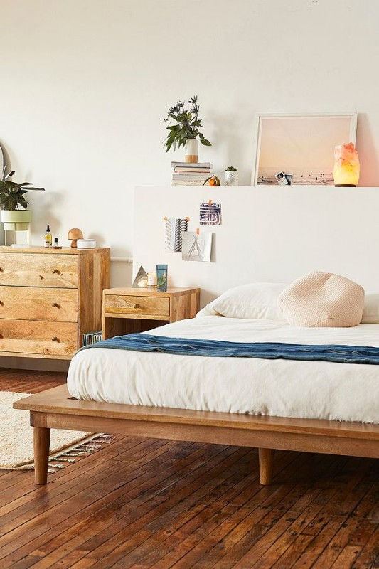 Amelia Platform Bed