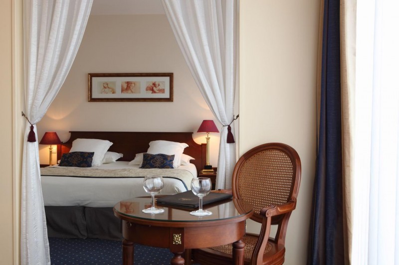 Best Western Amiral Hotel Paris