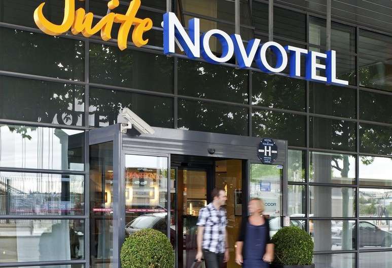 Novotel Suites Paris CDG Airport Villepinte