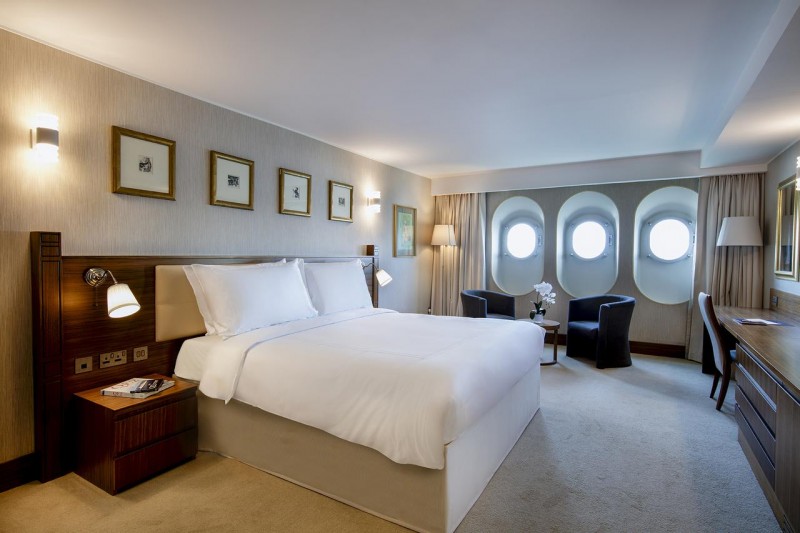 Queen Elizabeth 2 Hotel Dubai