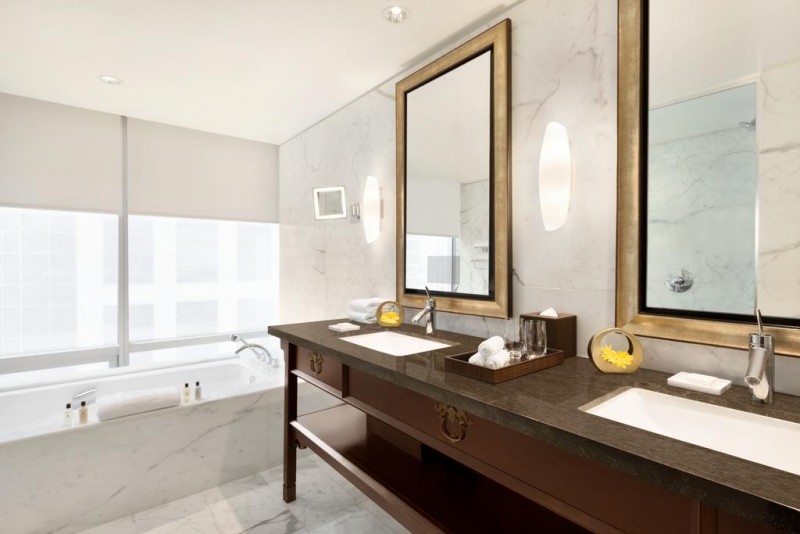 Shangri-La Hotel, Vancouver
