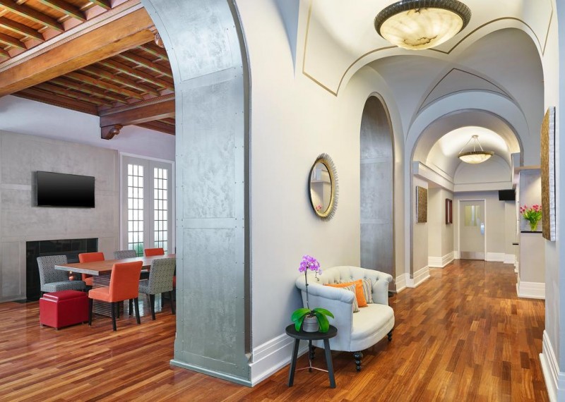 The Tremont Chicago Hotel at Magnificent Mile, Chicago