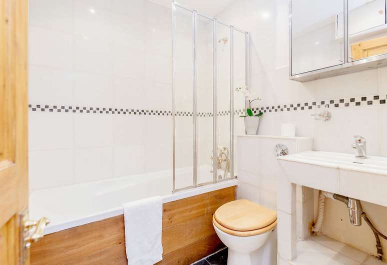 Warwick House Street Apartments, London