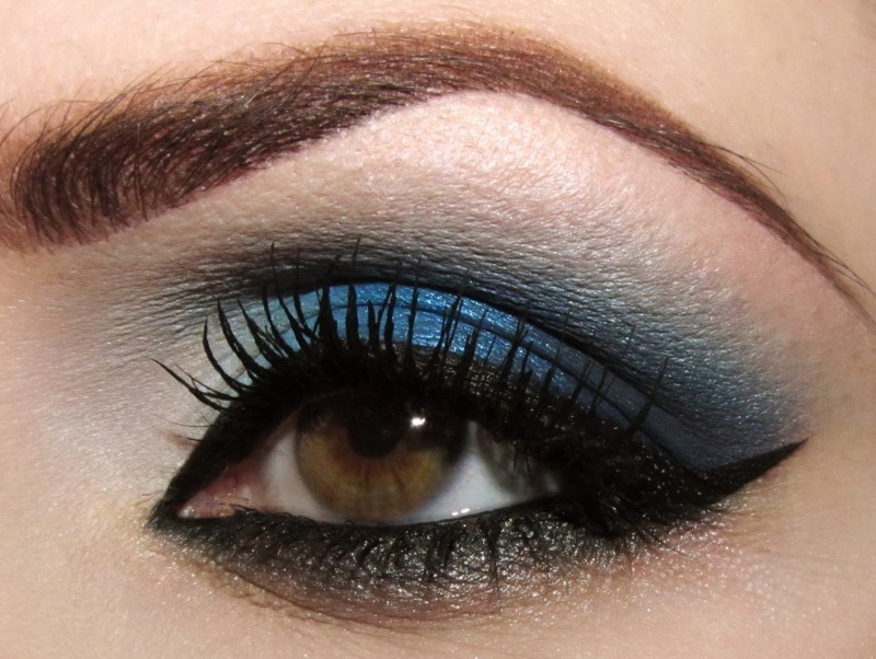 Makeup Tips For Brown Eyes