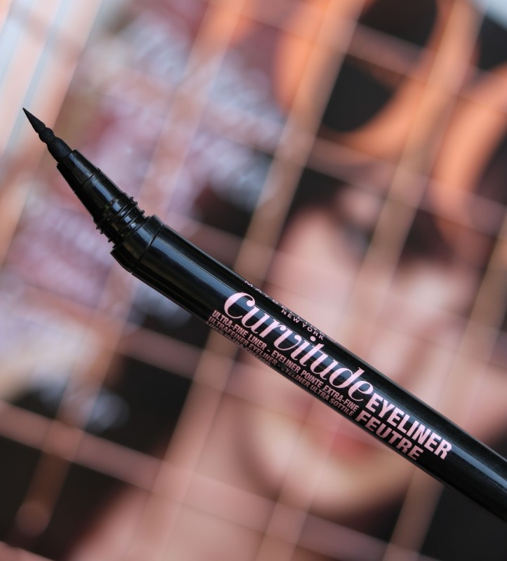 Maybelline Curvitude Liquid Eyeliner
