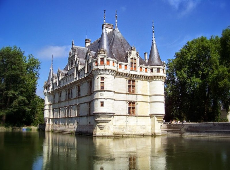 Morning Tour to Villandry with Lunch at a Private Chateau