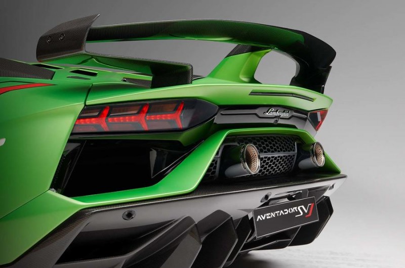 2019 Lamborghini Aventador SVJ, First Drive