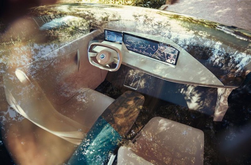 BMW Presents The Future With The Piloted Electric Vision iNext