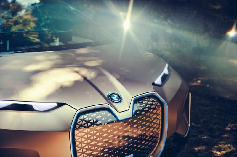 BMW Presents The Future With The Piloted Electric Vision iNext