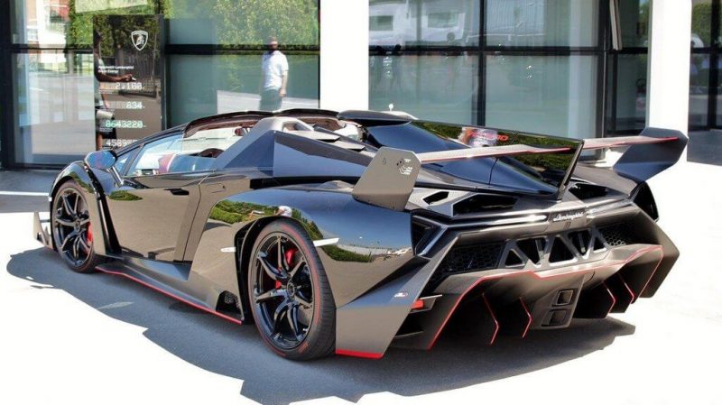 Top 20 Fastest Cars in the World