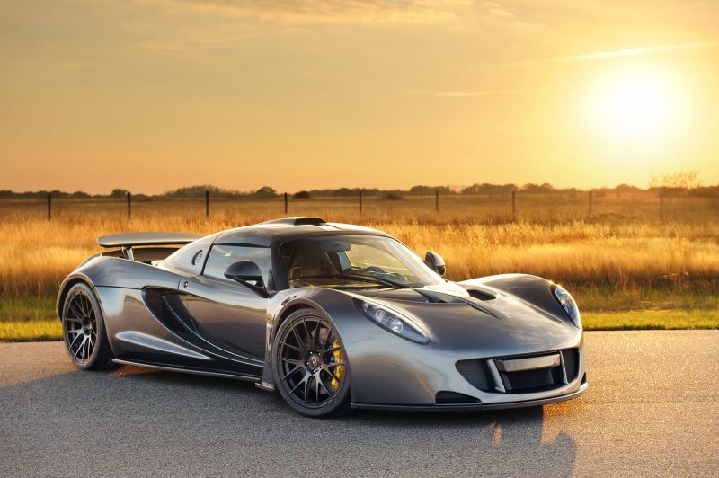 Top 20 Fastest Cars in the World