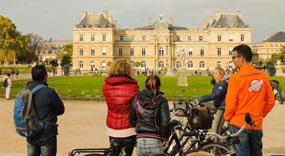 Secret Paris 3-Hour Bike Tour