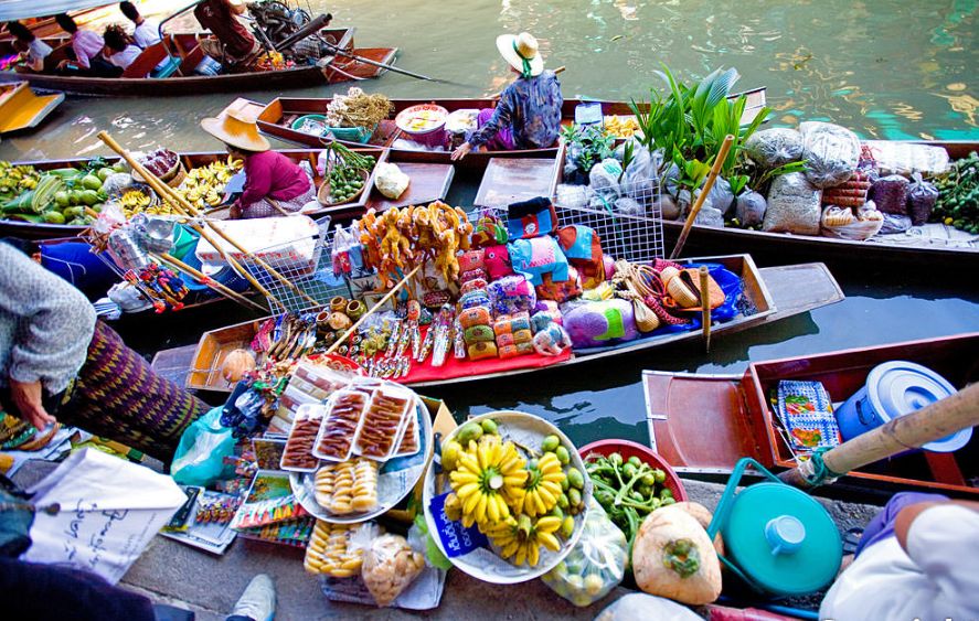 Damnoen Saduak Floating Market 6-Hour Tour