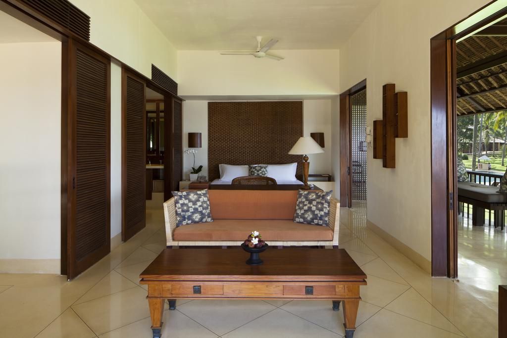 Alila Manggis, Manggis