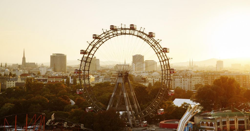 Vienna: Skip-the-Line Giant Ferris Wheel Ride