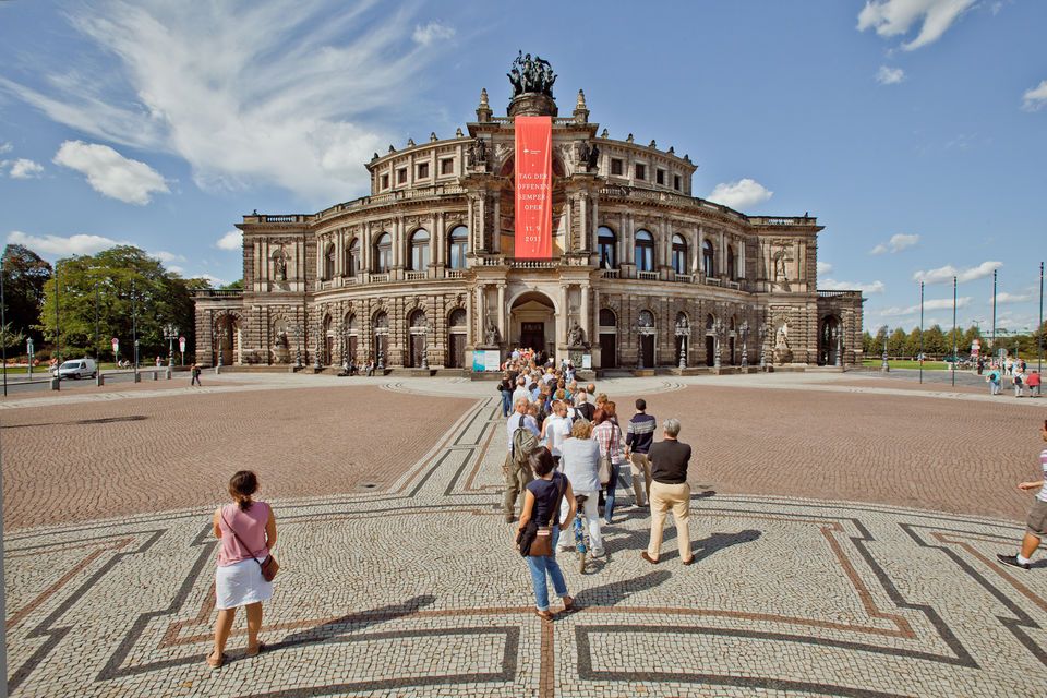 Combo Ticket Dresden: Semperoper & Old Town Tour