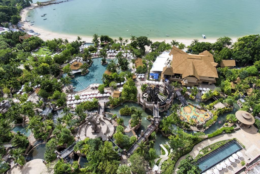 Centara Grand Mirage Beach Resort Pattaya, Pattaya