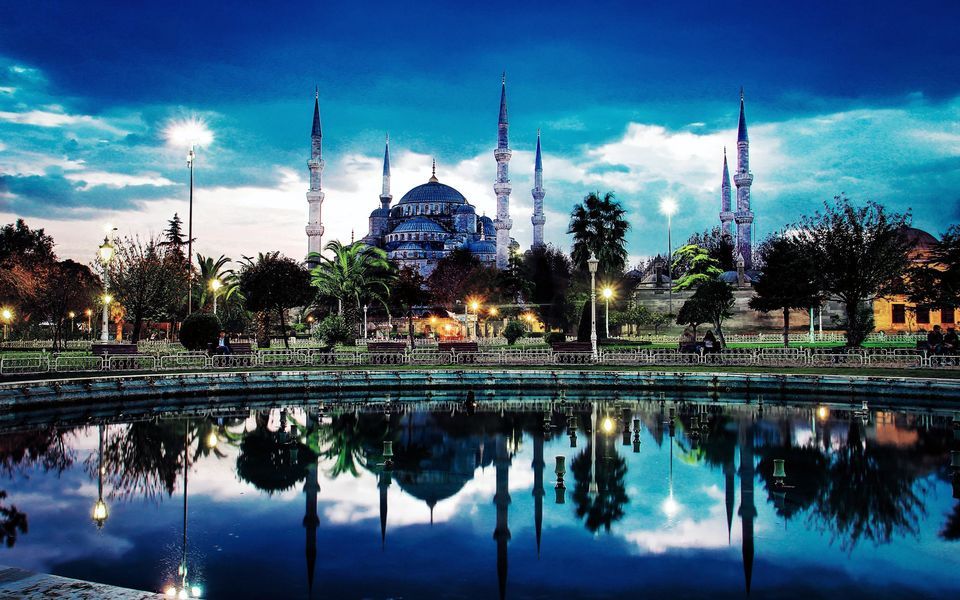 Istanbul: Half Day Morning Walking Tour 