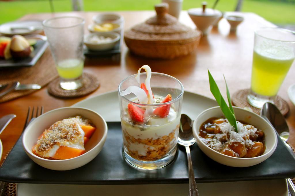 Alila Manggis, Manggis