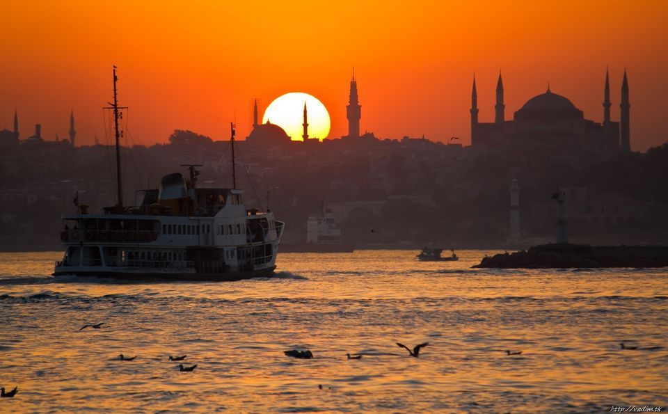 Istanbul: Bosphorus Night Cruise