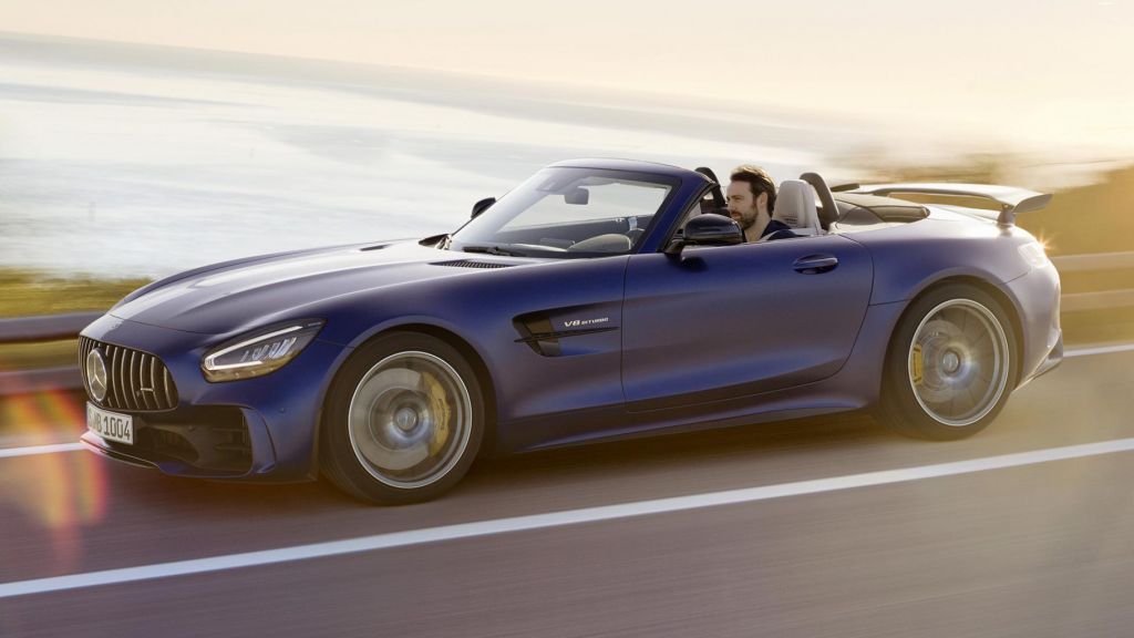 The Mercedes-AMG GT R Roadster Comes With High Performance