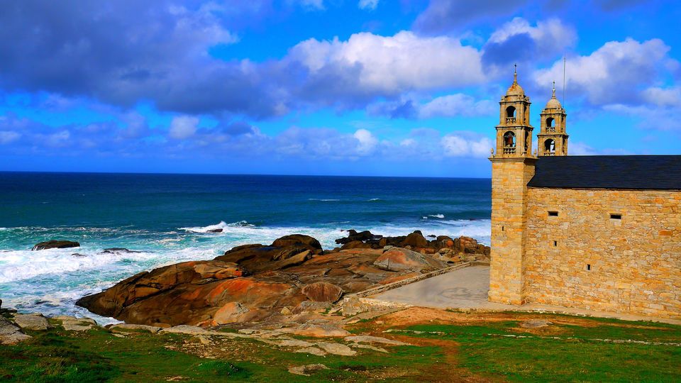 Finisterre, Muxía and Coast of Death: Full-Day Cultural Tour