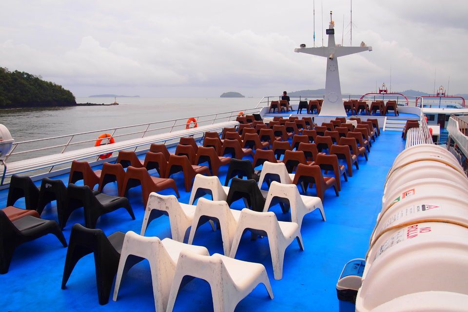 Ferry Transfer Between Phuket and Koh Phi Phi