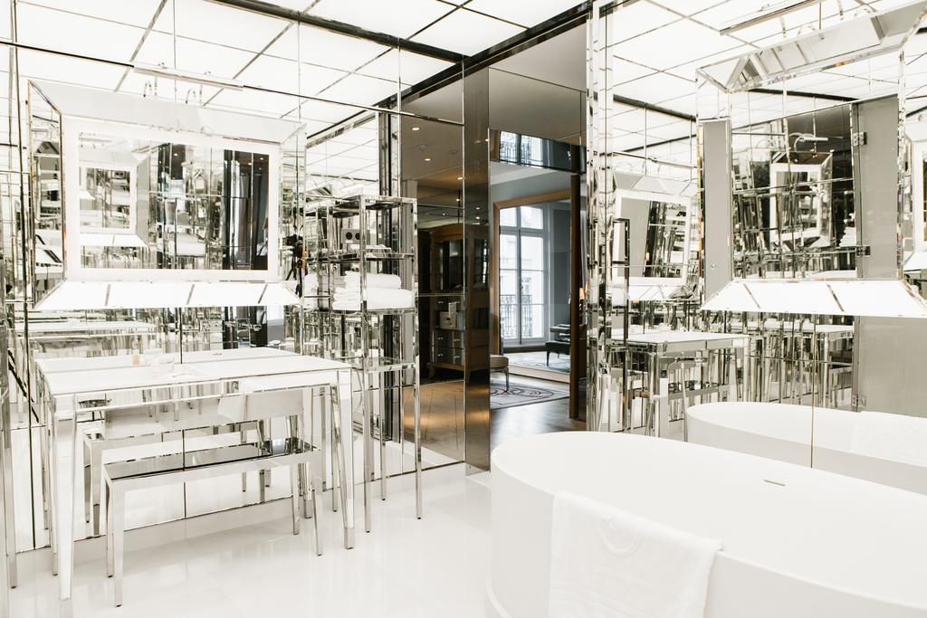 Le Royal Monceau Raffles Paris, Paris
