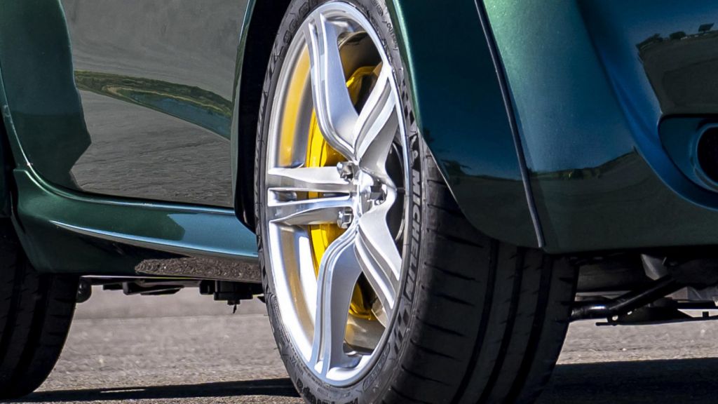 9 Car Trends That Need To Disappear In 2019