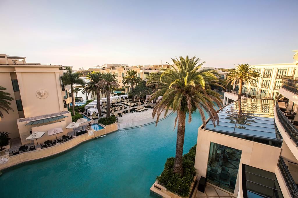 Palazzo Versace, Main Beach