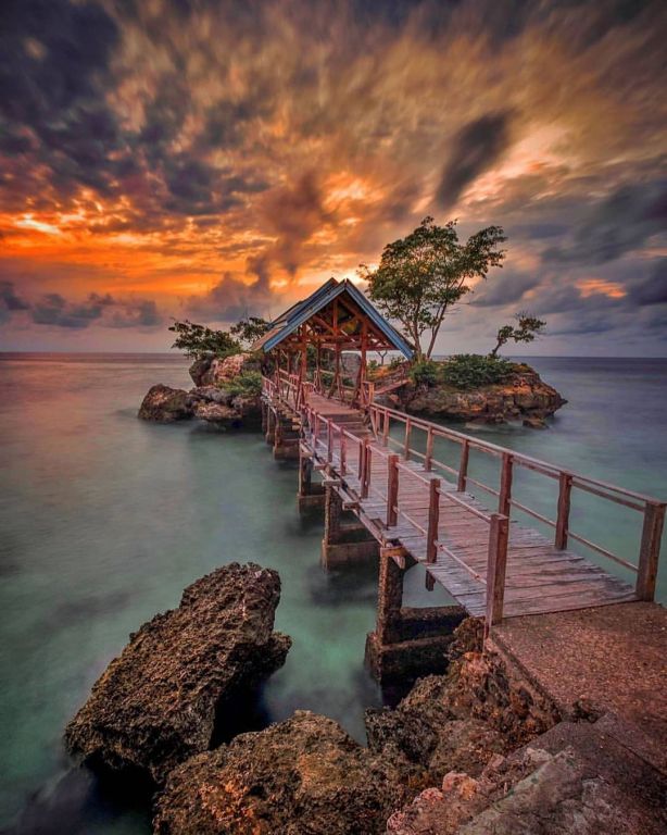 Pantai Ujung Tiro, Bulukumba